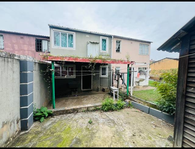 2 BEDROOM SEMI DETACHED FOR SALE IN NEWLANDS EAST